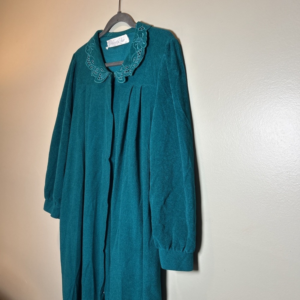 Vintage Vanity Fair Medium Green Lounger House Coat Robe Velour Collar 3/4 Snap - Picture 7 of 11